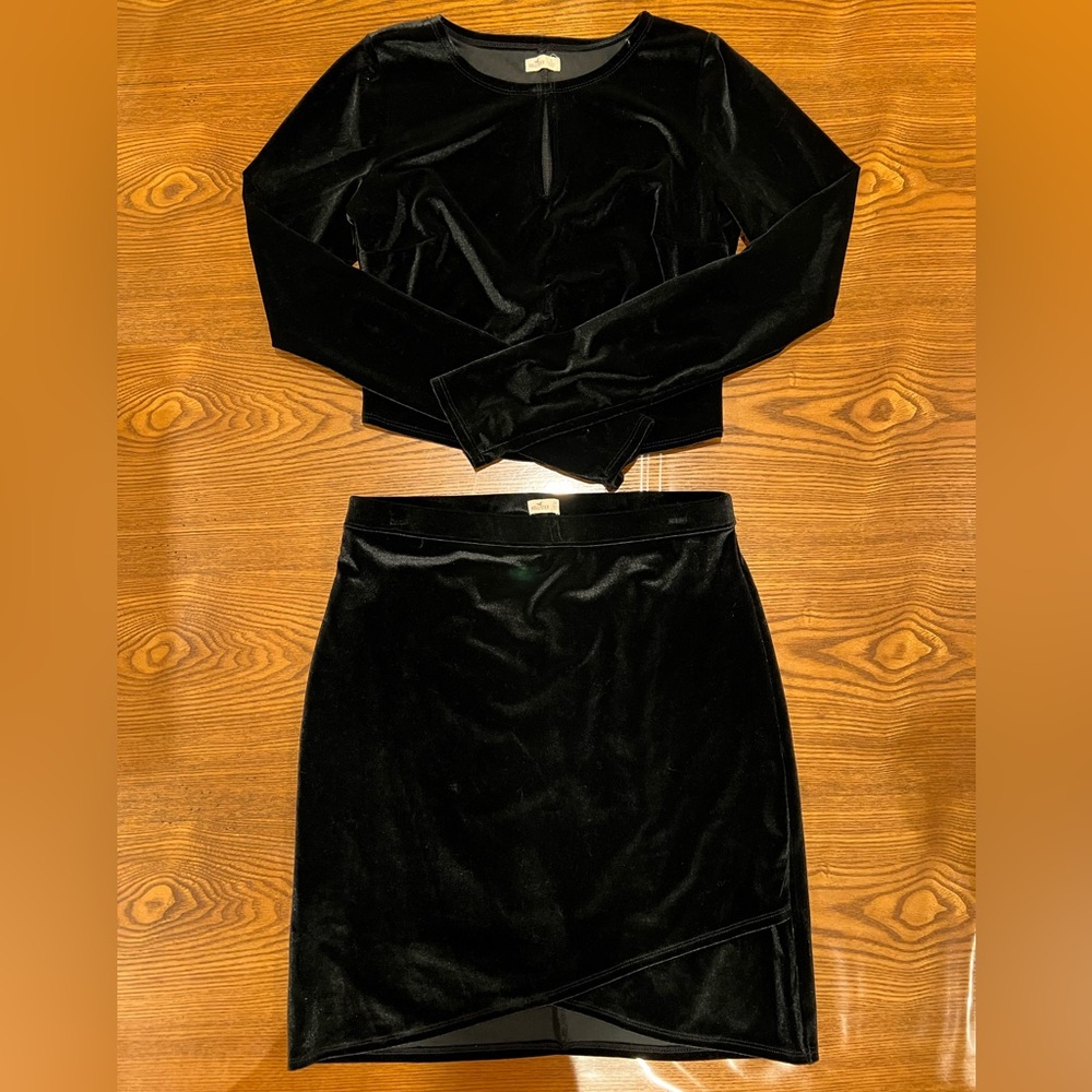 Hollister Black Velvet Skirt Set